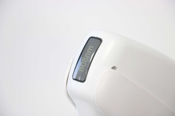 Máquina de remoção de cabelo de diodo laser de dupla alça de alta potência de soprano 4 comprimentos de onda gelo platina titânio para remoção de cabelo