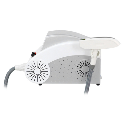 Máquina portátil Nd YAG Laser Q Switch Marca de nascença Cloasma Pigmento Remoção de tatuagem Limpeza da pele