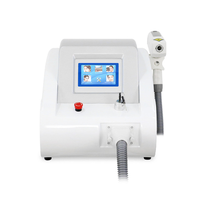 Máquina portátil Nd YAG Laser Q Switch Marca de nascença Cloasma Pigmento Remoção de tatuagem Limpeza da pele
