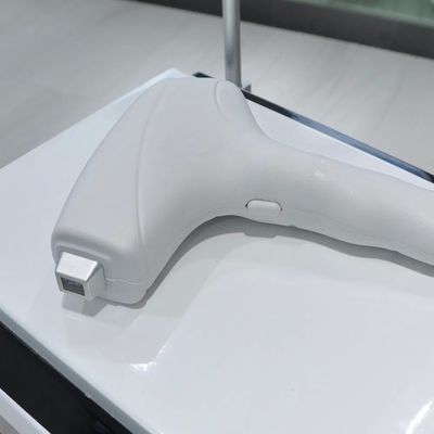 Máquina de Depilação a Laser Diodo 808nm com Potência de 450W-600W e 10 Milhões de Disparos para Depilação Permanente